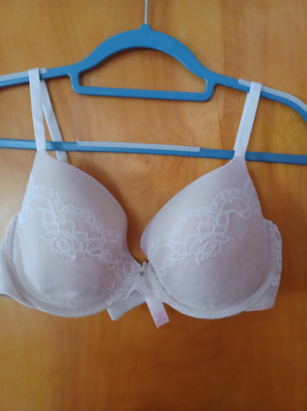 Victoria's Secret Lace-Accent Bra - Cream